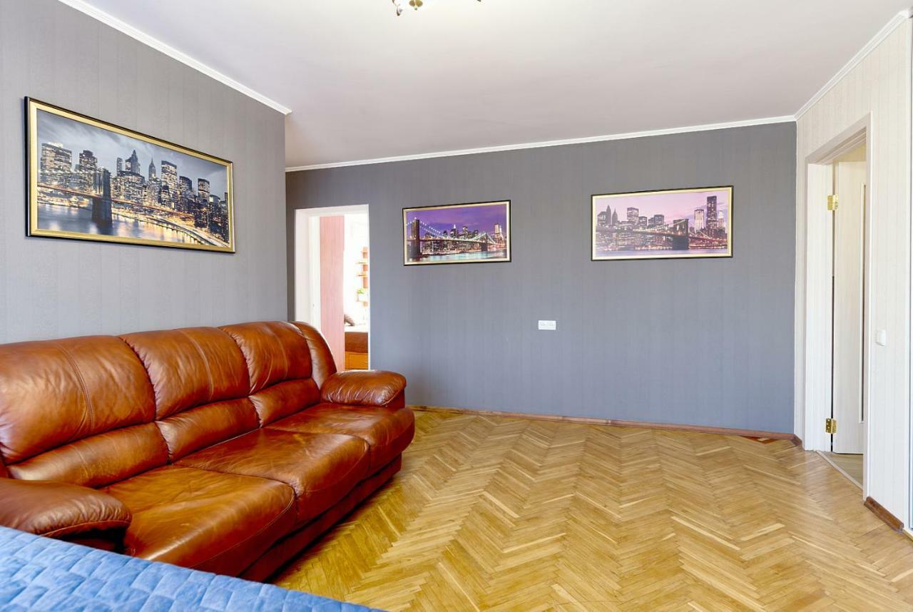 L3-82 Main Street- Modern New Three 3 Separate 3Bedrooms 100 M2 - Central Location, Metro Palace Of Sports - Gulliver Mall, Arena City Kiev Eksteriør bilde