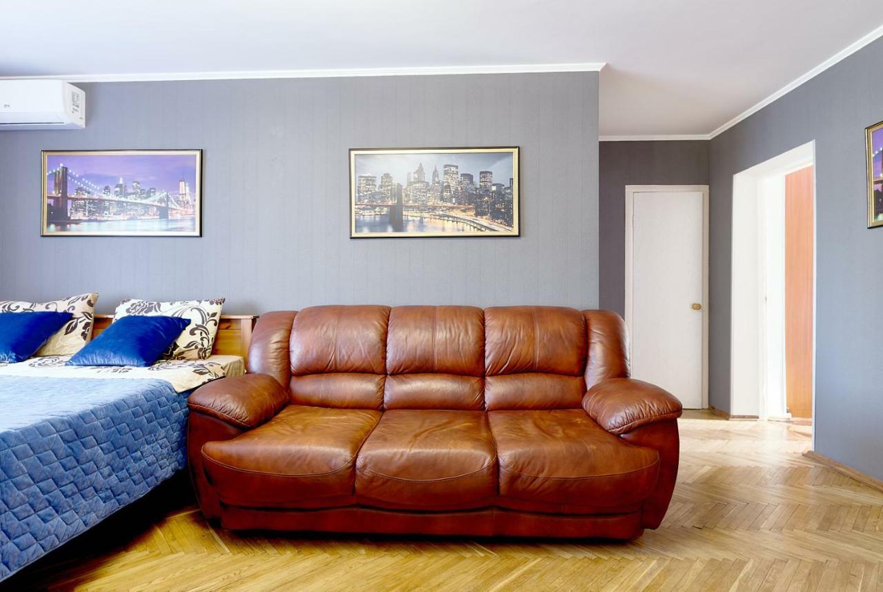 L3-82 Main Street- Modern New Three 3 Separate 3Bedrooms 100 M2 - Central Location, Metro Palace Of Sports - Gulliver Mall, Arena City Kiev Eksteriør bilde
