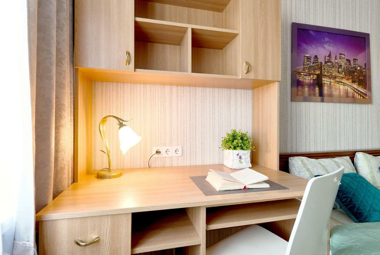 L3-82 Main Street- Modern New Three 3 Separate 3Bedrooms 100 M2 - Central Location, Metro Palace Of Sports - Gulliver Mall, Arena City Kiev Eksteriør bilde